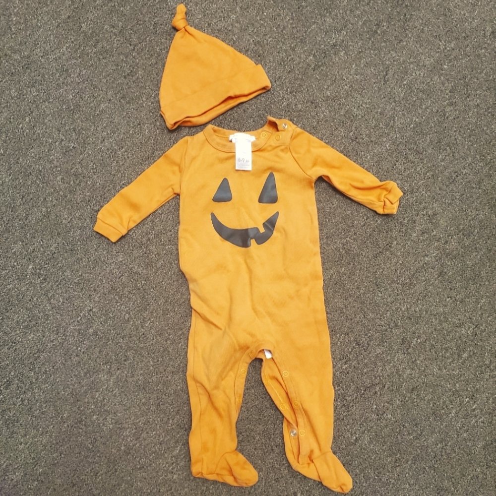 Pottery Barn Kids Halloween pumpkin onesie with hat